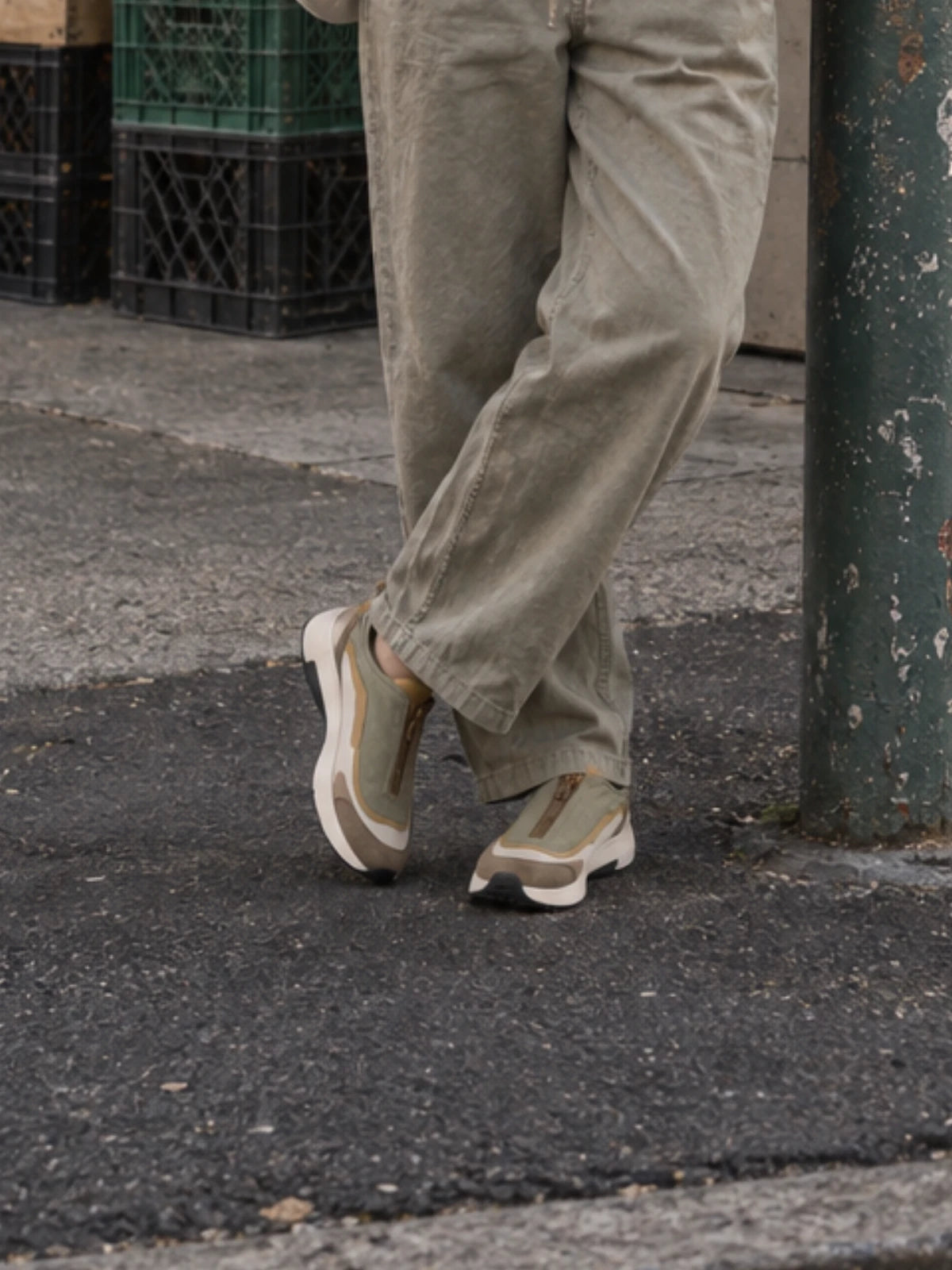 VL-001 Sage Sand