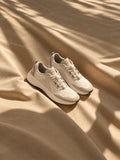 BR-001 Sand Beige — 베이지 천 위의 샌드베이지 한 켤레